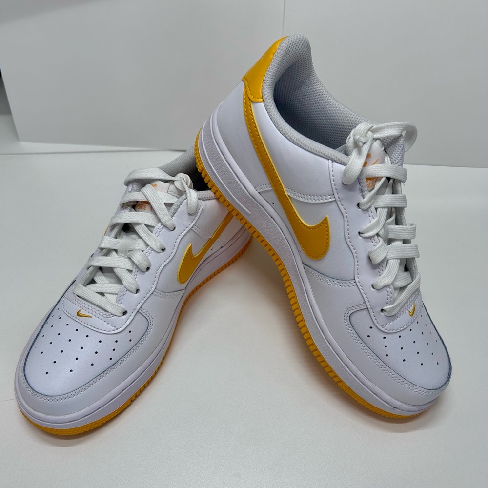 Nike Air Force 1 Youth White and Yellow Sneakers- NWOT